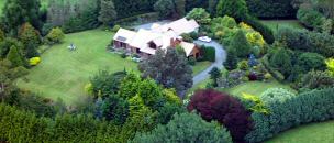 Caniwi Lodge view from helicopter